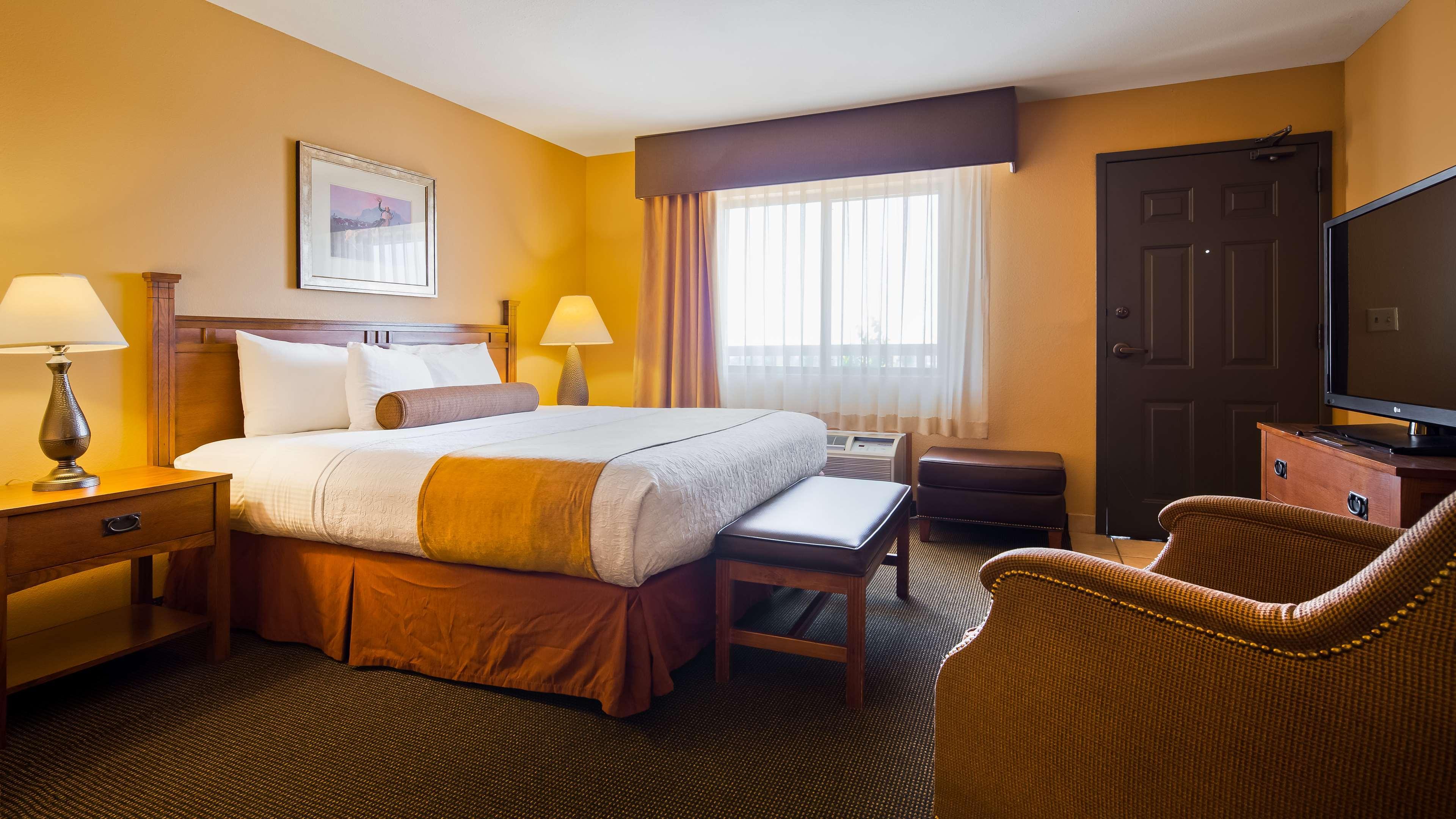 Best Western Plus Country Inn & Suites Dodge City Exteriör bild