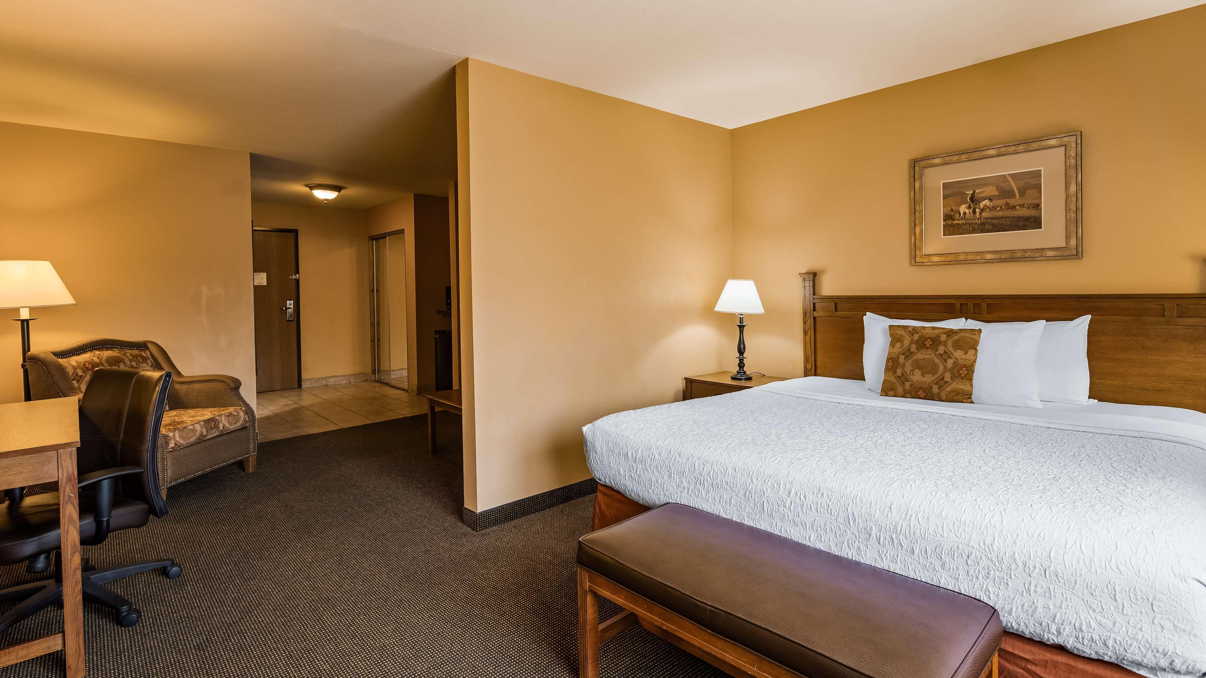 Best Western Plus Country Inn & Suites Dodge City Exteriör bild