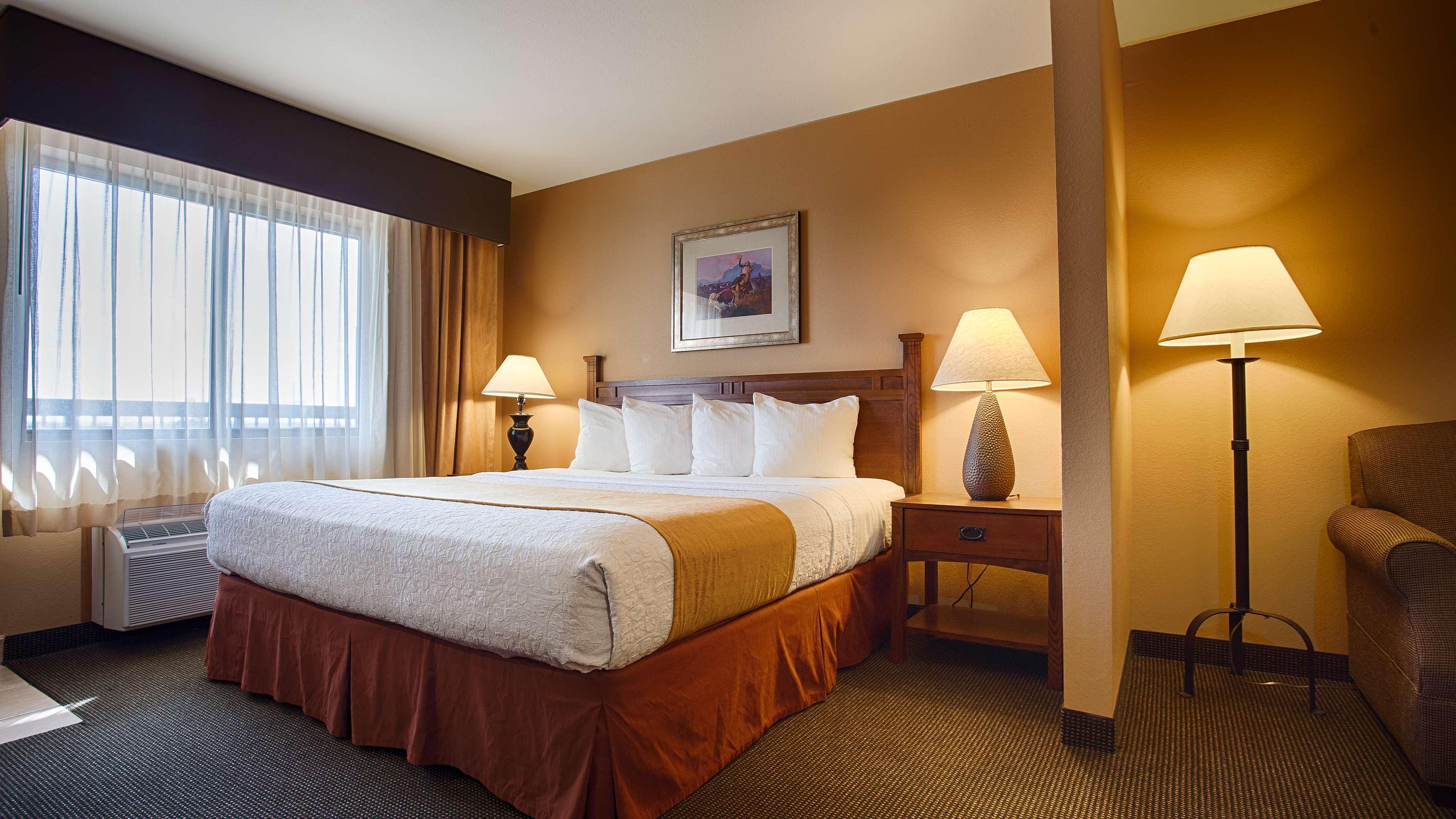 Best Western Plus Country Inn & Suites Dodge City Exteriör bild