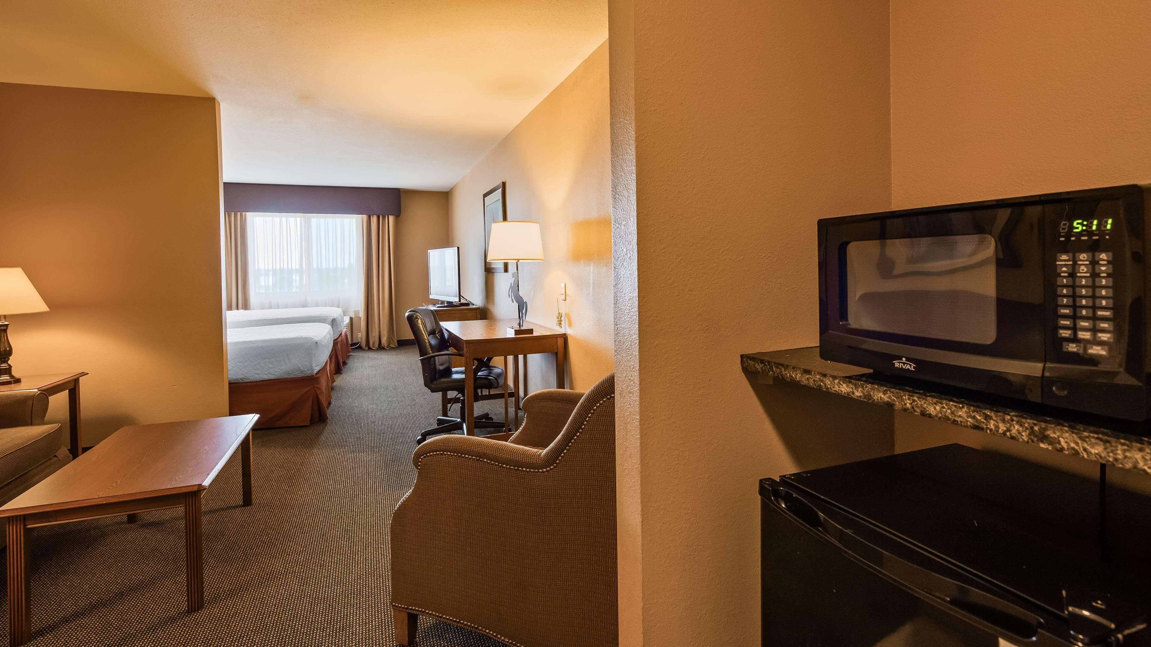 Best Western Plus Country Inn & Suites Dodge City Exteriör bild